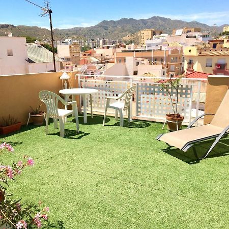 Room With Single Bed In Typical Townhouse With Rooftop Terrace Malaga Bagian luar foto